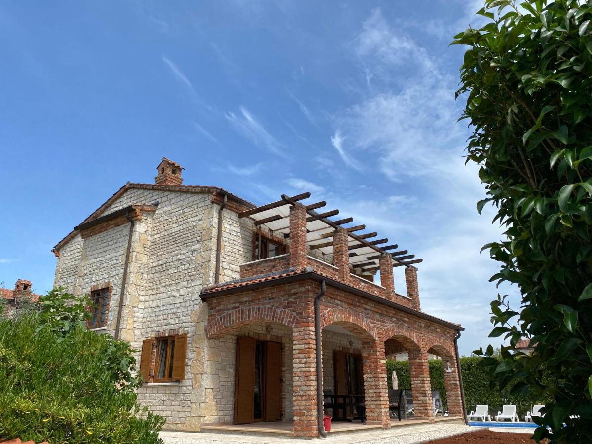 Holiday home Paradise Cassonni Istria 4 Stars *