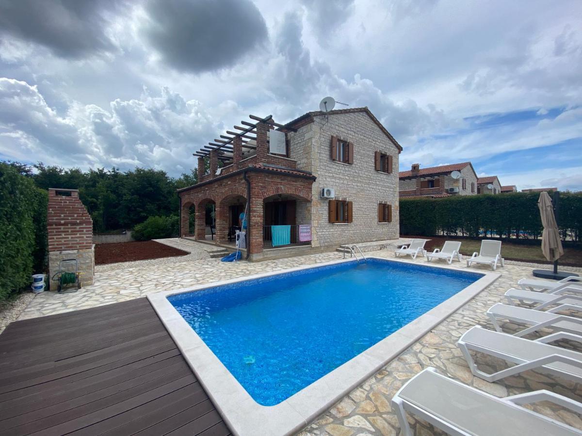Paradise Cassonni Istria 4 Stars Nyaraló Butkovići